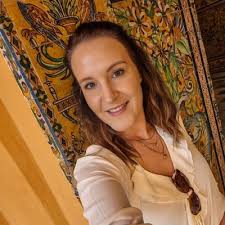 Karen Bevan (@KarenBa1965)