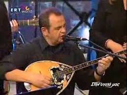 Βαγγέλης κορακάκηςδυόμιση χρόνια σχεδόν μετά τις «λεβέντικες καρδιές» με το λάκη χαλκιά, ο βαγγέλης κορακάκης επανέρχεται στη «λεωφόρο» της δισκογραφίας, μέσω του «χωματόδρομου». Layrio Baggelhs Korakakhs Youtube