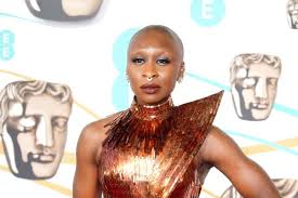 Cynthia Erivo e James Norton entre as celebridades que correm a Maratona de Londres