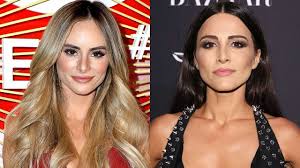 Bachelorette Alum Josh Murray S Ex Fiancees Andi Dorfman And Amanda Stanton Pose Together At Stagecoach Entertainment Tonight She was later chosen as the bachelorette for the 10th season of the bachelorette. ex fiancees andi dorfman