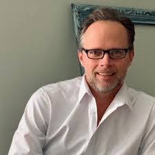 Lee Lumley's Instagram, Twitter & Facebook