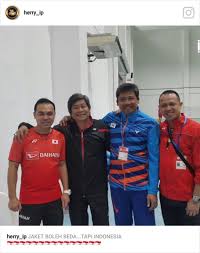 Scg all thailand badminton championships 2019. Badminton Talk On Twitter They All Wear Different Jackets But Inside Their Heart It S Still Indonesia Left To Right Reony Mainaky Japan S Doubles Coach Herry Iman Pierngadi Indonesia S Men S Doubles Coach Agus