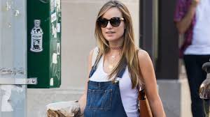 olivia and harry were in montecito, california, this weekend for a wedding. Harry Styles Olivia Wilde Baby Rumors Couple Is Planning For Kids As Olivia Is Pregnant Block Toro