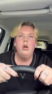 Noah Davis Holy Water Lyrics