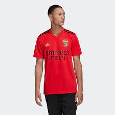 Selbstverständlich findest du nächstes jahr auch wieder das aktuelle vfl bochum trikot 2022 / 2023. Adidas Benfica Lissabon Heimtrikot Rot Adidas Deutschland
