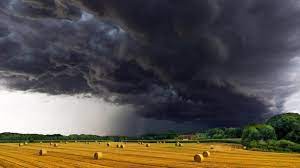 Alerte orage sur tout le pays ce mais en fin de journée, le pays pourrait être soumis à de violents orages. L Irm Place L Ensemble De La Belgique En Alerte Orange Aux Orages Intenses Le Soir