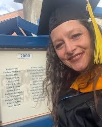 Robin Woodall's Instagram, Twitter & Facebook