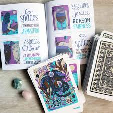 Video tarot tutorial ini menjelaskan cara membaca kartu tarot secara gampang tanpa harus menghapal arti 78 kartu tarot, tetapi. Panduan Pemula Cara Membaca Kartu Tarot Horoskop Kiat Dan Informasi Bermanfaat Tentang Hubungan Dan Pernikahan