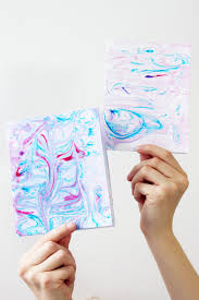 Papier Marmorieren Mit Rasierschaum Einfache Diy Anleitung Diy Anleitungen Kunst Fur Kinder Marmoriertes Papier
