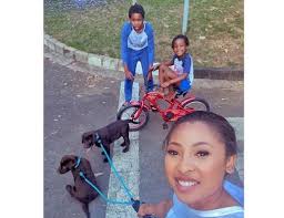 2019 was a rough year for multitalented businesswomen and actress enhle mbali following her devastating divorce from dj black cofee. Enhle Mbali Desires Having More Kids Fakaza News