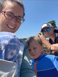 Hello there, I am Georgia and I'm traveling around the world with my travel  mate, David. Please let me know if anyone needs help with home, plant or  pet sitting in New