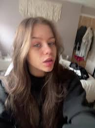 becky (@beckyfrostt)’s videos with original sound