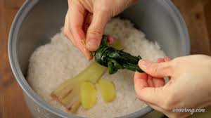 Luckily for most of us, despite rising prices, we still have the a small, humble, pack of nasi lemak bungkus can still be found for as low as rm1.20. The Most Authentic Vegan Nasi Lemak Bungkus Woonheng