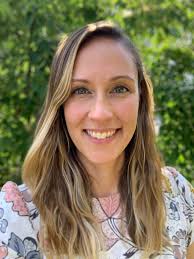 Music Moves for Piano Keyboard Games: A Comprehensive Course