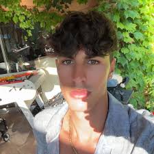 Cosmo Jackson Cousin (@cosmoorlando) • Instagram photos and videos