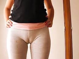 Sometimes when women wear a lower rise or smaller fit they try to compensate by pulling them further up on their hips, causing the fabric to wedge in the wrong places. Camel Toe Xxx Best Videos