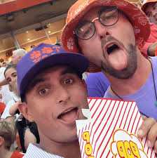 Izabella Munoz and Jerry Christensen's Wedding Website