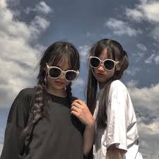 Eyewear mas madera para tus gafas llaollao blog. 19 Ide Sahabat Berdua Aestetic Di 2021 Fotografi Teman Sahabat Foto Teman