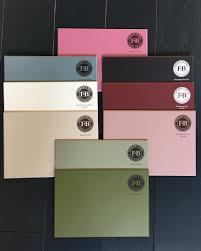 Wood Paint On Instagram Oto I One 9 Nowych Inspirujacych Kolorow Farrow Ball School Pink Dining Rooms Farrow And Ball Bedroom Farrow And Ball Living Room