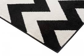 So lässt sich unser großes sortiment an hochwertigen teppichen am besten beschreiben. Designer Teppich Schwarz Weiss Zickzack Modern Muster Wohnzimmer Esszimmer Ebay