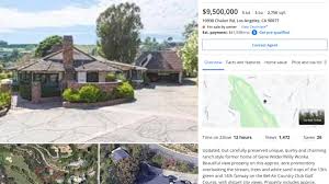Much as he's done in business, elon musk appears to be blazing his own trail when it comes to buying and selling houses. Elon Musk Mansions Listed On Zillow Days After Own No House Tweet