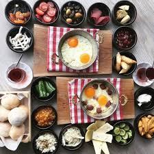 serpme kahvalti humay restaurant atasehir bulvar 216 tel 0216 688 17 27 fiyat 30 tl kisi basi serpme kahvalti yemek saglikli kahvaltilar gida