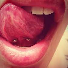 Tongue Web Piercing 47 Ideas Pain Level Healing Time Cost Experience Piercee