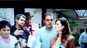 Él consiguió el número de teléfono de ella y la invitó a salir. Revisit 16 Epic Moments From Cuauhtemoc Blanco S 23 Year Career