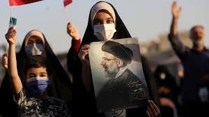 Ebrahim raisi won with 62 percent of the votes (17.8 million out of 28.6 million votes). Q8bxan2vcdef6m