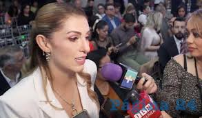 Claro que Existe la Violencia Digital, Pero no la Trata de Blancas por  Internet: Michelle Olmos