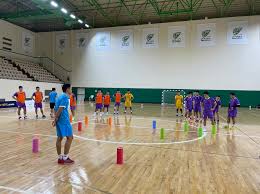 Khó khăn đầu tiên của tuyển futsal việt nam chính là thể hình. J7oebksnwgwzvm