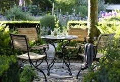 Fontenay Tisch Halbrund Von Garpa Aussentische Design Bei Stylepark Gartenmobel Sets Aussenmobel Outdoor Dekorationen