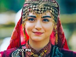 Bala hatun, şeyh edebali'nin sohbetlerinde bulunan zaman zaman dergahında konaklayan osman gazi ile evlenmiştir. 5 546 Mentions J Aime 63 Commentaires Ozge Torer Bala Hatun Ko Fn Sur Instagram Good Mor Turkish Fashion Turkish Women Beautiful Stylish Girl Images