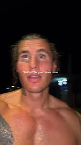 Billy Guffey's Instagram, Twitter & Facebook