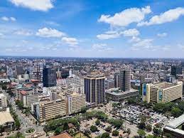 Sie ist zugleich die größte stadt des landes und mit über drei millionen einwohnern zugleich die bevölkerungsreichste metropole ostafrikas. Nairobi Tipps Sehenswurdigkeiten In Der Hauptstadt Von Kenia