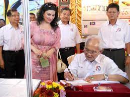 Kerajaan sarawak adalah pihak berkuasa yang memerintah sarawak, salah satu daripada 13 negeri malaysia, yang berpusat di kuching, ibu negeri. Laman Web Rasmi Jabatan Mufti Negeri Sarawak