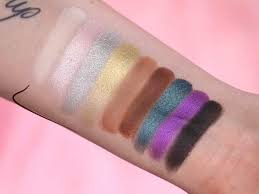Also, who's in the mood for a giveaway? Nikkie Tutorials X Too Faced Cosmetics Collaboration Power Of Makeup Eyeshadow Palette Swatches Highlighter Bronzer Diy Makeup Nikkie Tutorial Power Of Makeup