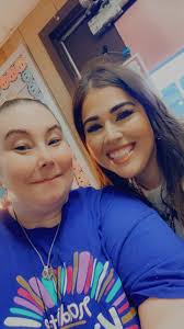 Diana Robles (@DianaRobles5)