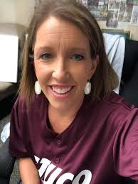 Franklin High School 2022 Dave Gregory Teacher of the Year! Carol Snively  was recently named the Franklin High School 2022 Dave Gregory Teacher of  the Year. The award, sponsored by Horace Mann,