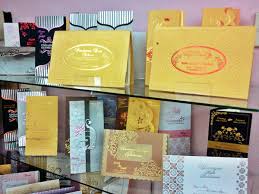 Kami juga menampilkan kad kahwin yang murah serta ekonomi untuk bakal pengantin yang mempunyai bajet yang rendah. Supersave Kad Kahwin Wedding Card Gallery Printing Malaysia