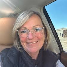 Liza Carter (@lizafnp)