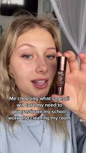 Choosing the Best Sage Oil for Productivity and Relaxation