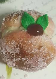 Le pesche dolci sono dei dolcetti deliziosi perfetti per occasioni speciali: Pesche Dolci Morbide Ricette Di Sardegna