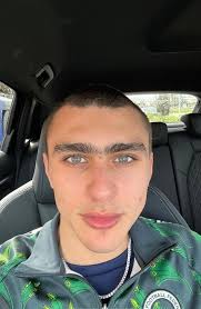 Achille Costacurta, figlio di Billy Costacurta e Martina Colombari.  Bellissimo ❣️