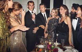 Who should wear what at a dinner party. Mango Spotlights Party Style With Intimate Dinner Shoot Party Fashion Holiday Party Fashion Fashion