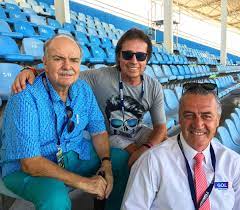 El equipo dirigido por gustavo alfaro llega con la obligación de ganar en su debut en la copa américa luego de perder los dos partidos por la eliminatoria sudamericana ante brasil y perú. Cesar Augusto Londono On Twitter Con Pajaritodeivan Y Gustavo Alfaro Golcaracol En Getafe Fcfseleccioncol 4 0 Camerun Para Seguir Creyendo