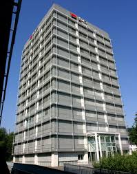 Compania, care a fost înființată în 1949 ca filială a deutsche. Banken In Wuppertal Amazing Home Office Setups