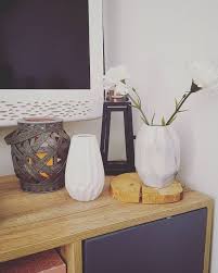 Deux Petites Lanternes Babou Ont Pris Place Dans La Decoration De Cyrihell84 Une Avec Un Eclairage Led Integre Et Inspiration Deco Eclairage Led Decoration