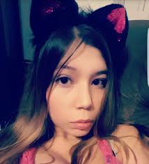 Amber Milliken's Instagram, Twitter & Facebook