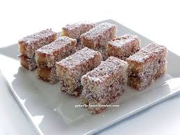 Jalebi tatlısı bir hint tatlısı ve bizim halka veya tulumba tatlısının benzeri olarak hamur sıkma torbası ile halep tavası nasıl yapılır? Halep Tatlisi Suriye Mutfagina Ait Nefis Bir Tatli Cesididir Sambali Tatlisindan Farki Icine Pekmez Ve Ceviz Ilavesi Yapilmasidi Tatli Ikramlar Tatli Tarifleri